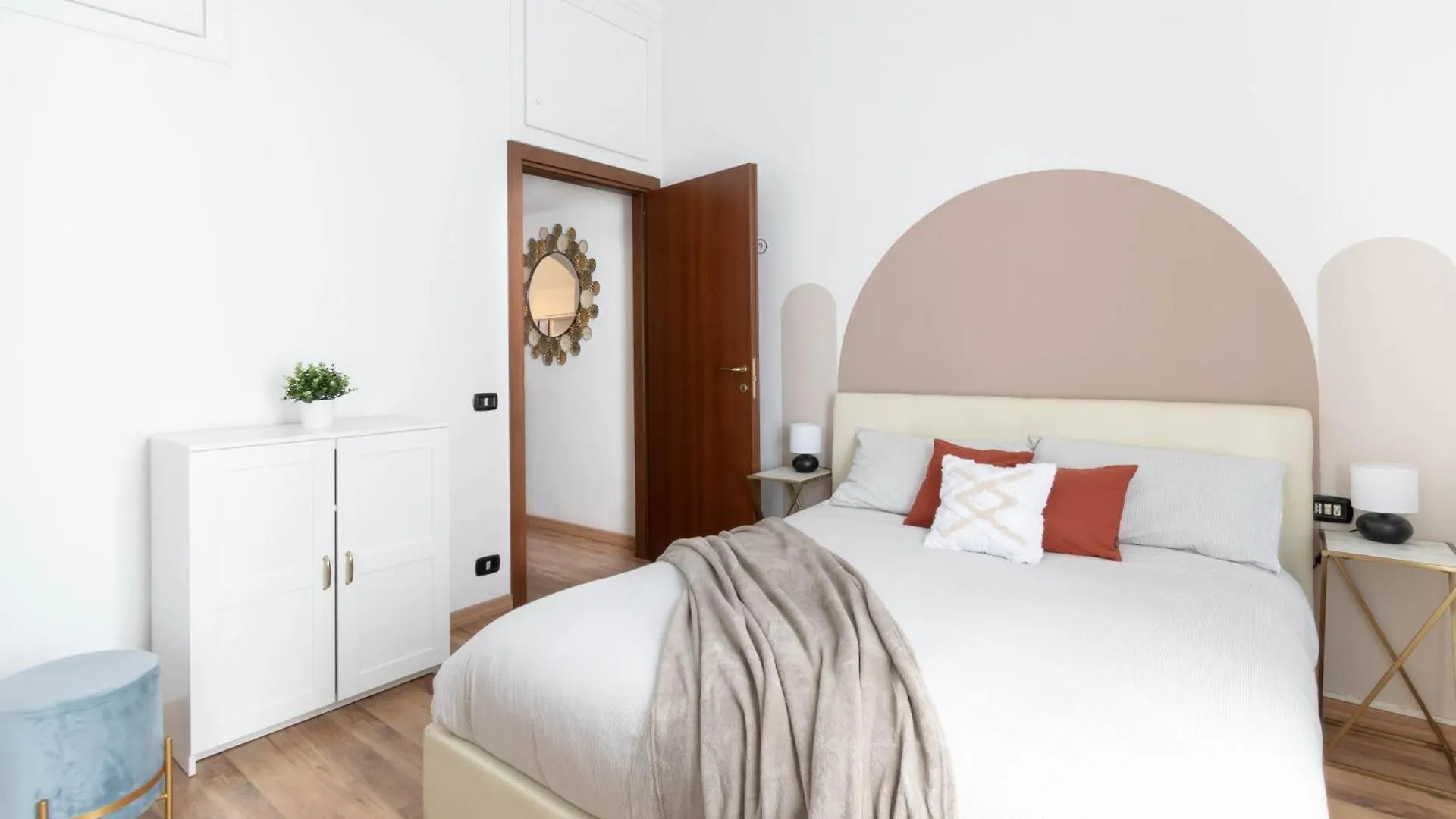 Lambra Stay 103 Milan